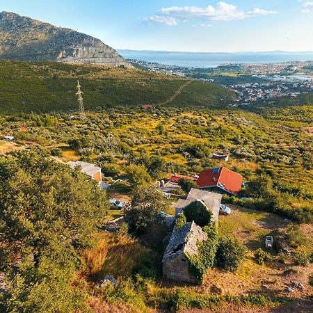 Olive Garden House In Zrnovnica With A View & Bbq Villa Eksteriør bilde