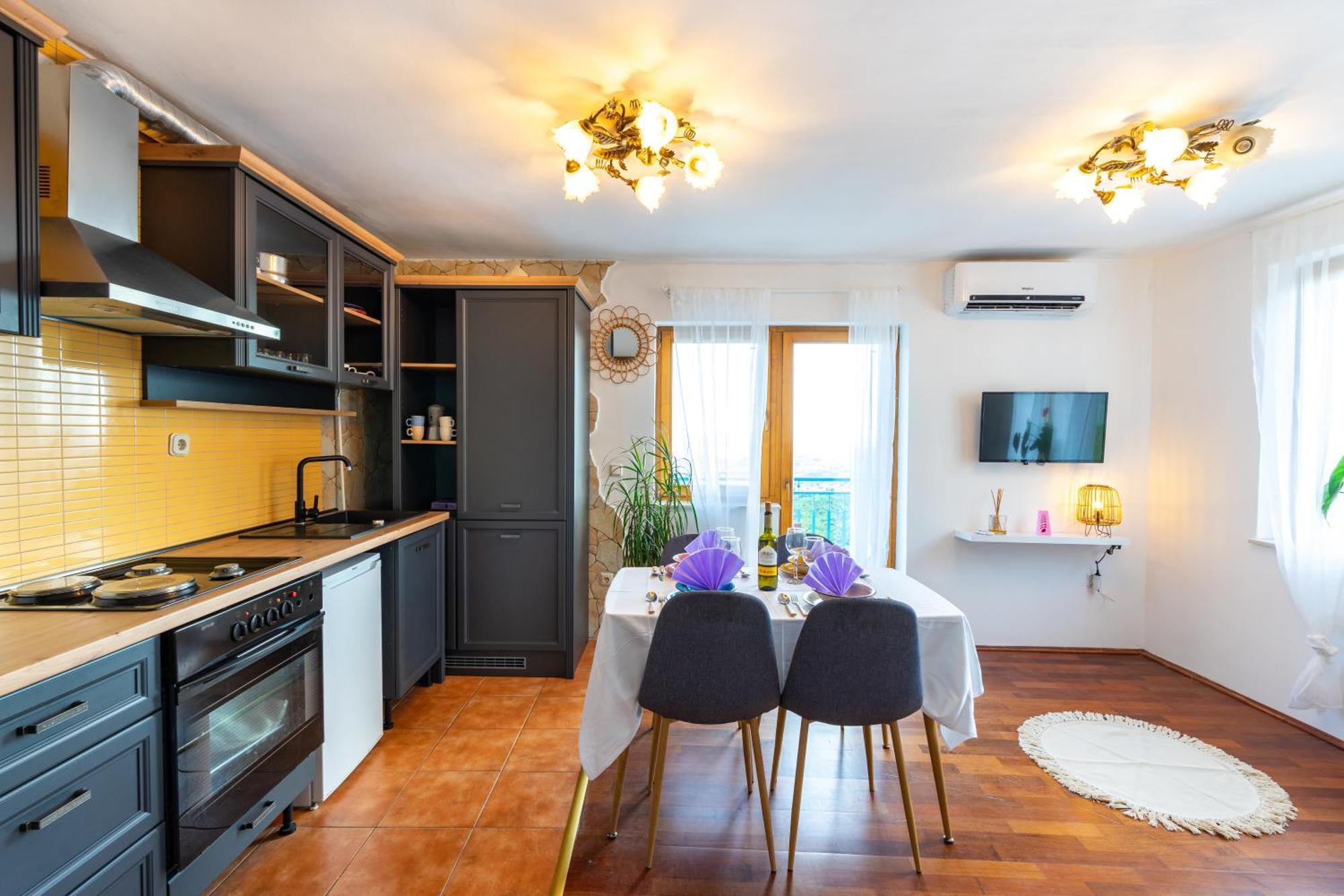 Olive Garden House In Zrnovnica With A View & Bbq Villa Eksteriør bilde