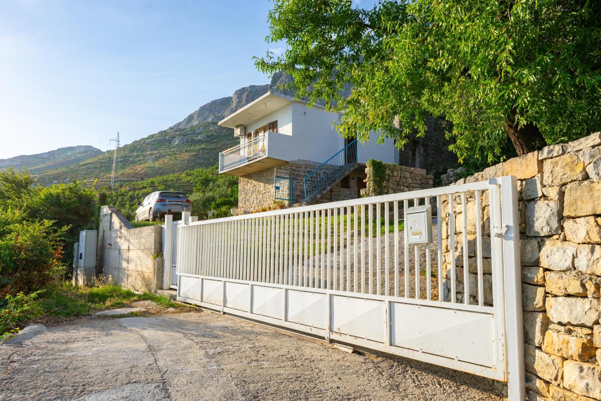 Olive Garden House In Zrnovnica With A View & Bbq Villa Eksteriør bilde